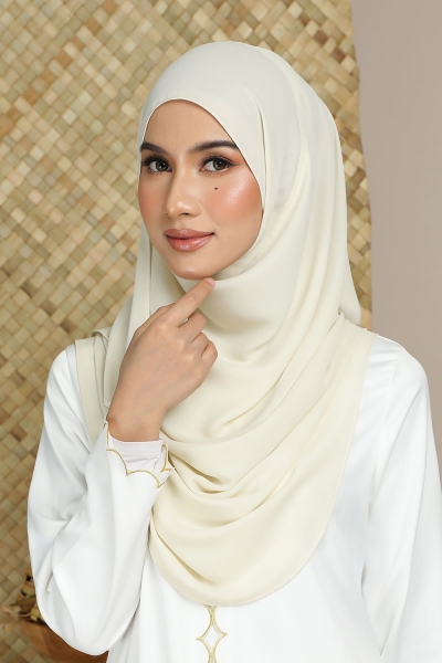 Aralyn Babes in Light Khakis